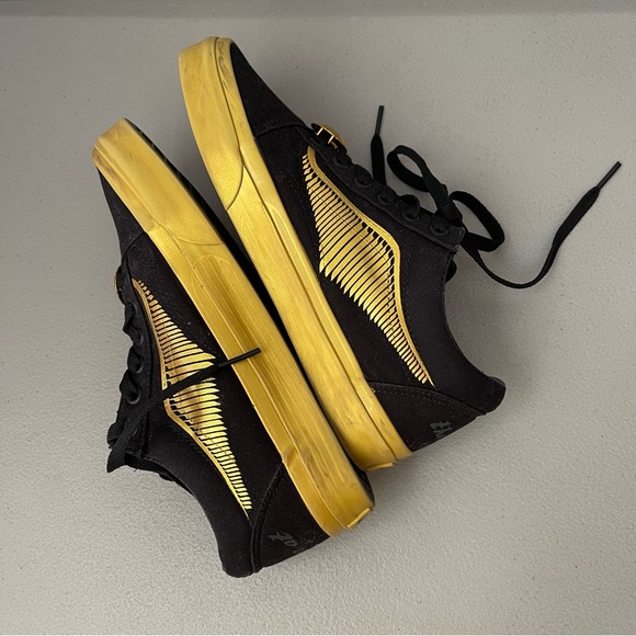Vans Old Skool Harry Potter Golden Snitch Limited Edition Sneaker Men 5.5, W 7 - Picture 12 of 15